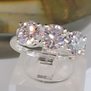 6.5 ct MOISSONITE 3 Stone Ring in Sterling Silver  MUST SEE PICS!!